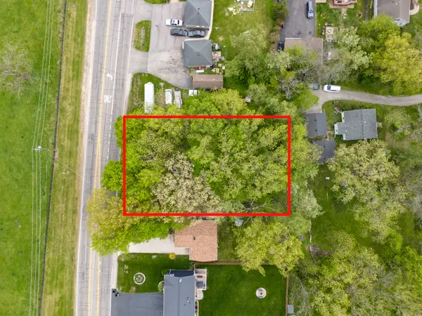 1107 Main Street, Spring Grove, IL 60081