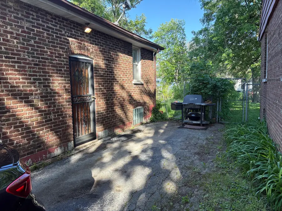 1227 Lincoln Avenue, Chicago Heights, IL 60411 - #2