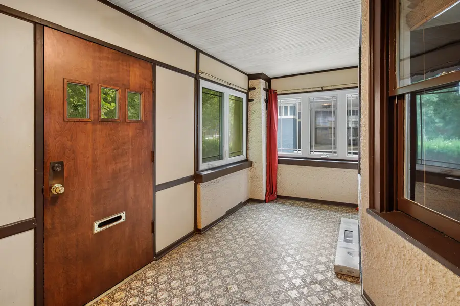 5325 W Berteau Avenue, Chicago, IL 60641 - #2