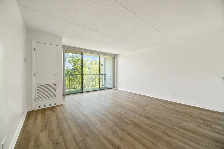 2015 S Finley Road #302, Lombard, IL 60148 - #2