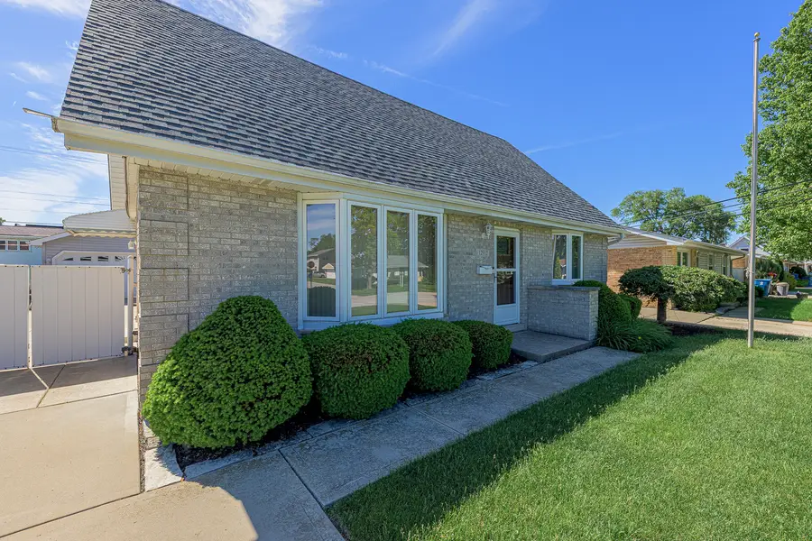 12912 W Playfield Drive, Crestwood, IL 60418 - #3