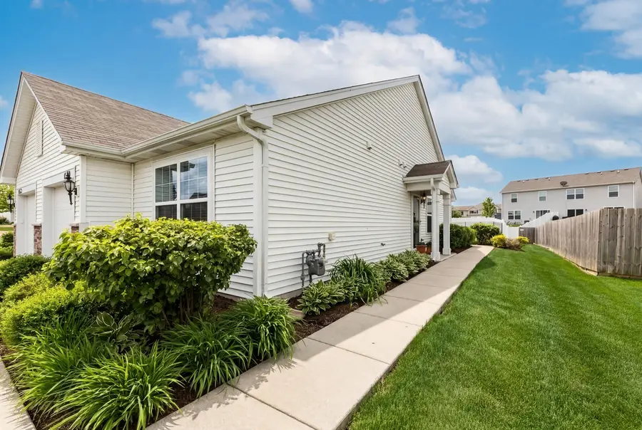 628 Florence Street, Hampshire, IL 60140 - #3