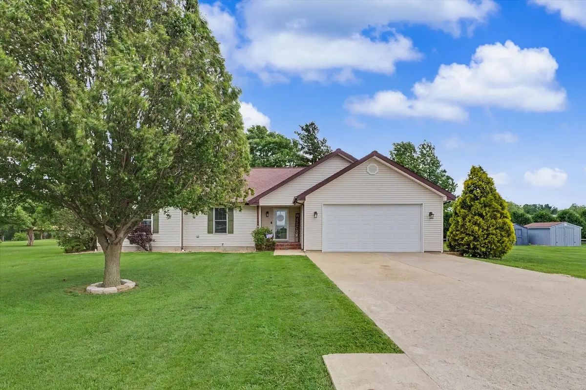 296 N 070 East Road, Loda, IL 60948 - #1