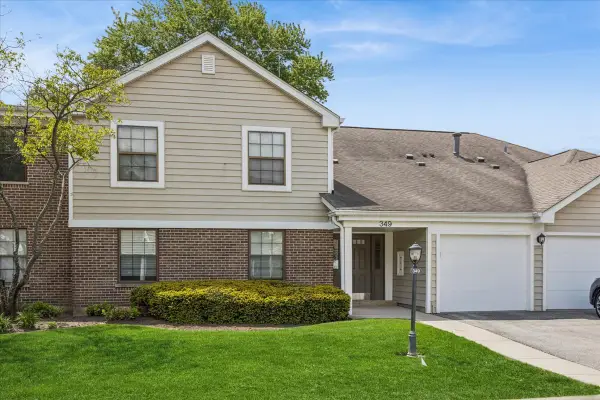 349 Newgate Court #C1, Schaumburg, IL 60193