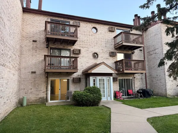 462 E Osage Lane #1A, Palatine, IL 60074