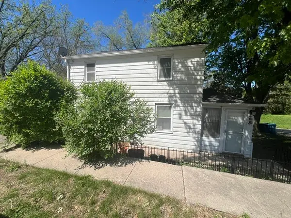 208 N Carroll Street, Mt. Carroll, IL 61053