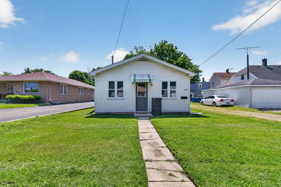 111 Buchanan Street, Morris, IL 60450 - #2
