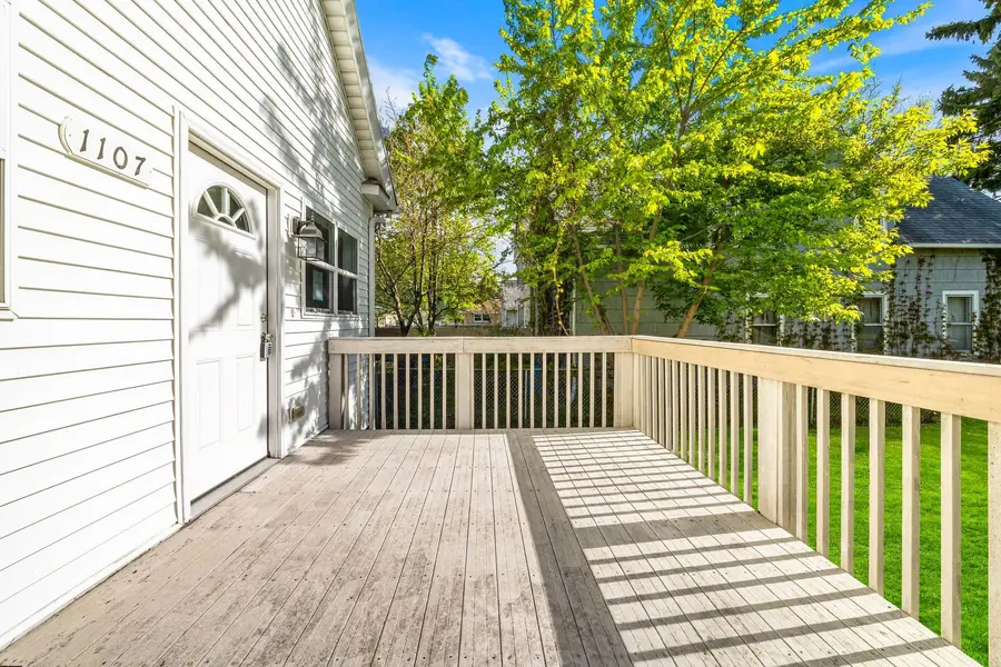 1107 Victoria Avenue, North Chicago, IL 60064 - #3