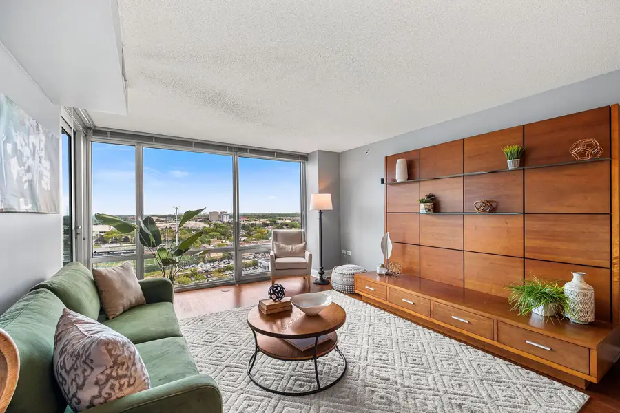 9655 Woods Drive #1709, Skokie, IL 60077 - #3