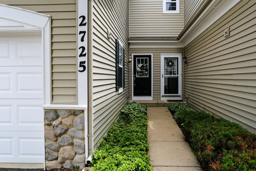 2725 Kendall Crossing #2725, Johnsburg, IL 60050 - #3