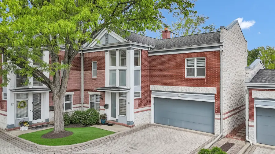 15 Manchester Lane, Elmhurst, IL 60126 - #2