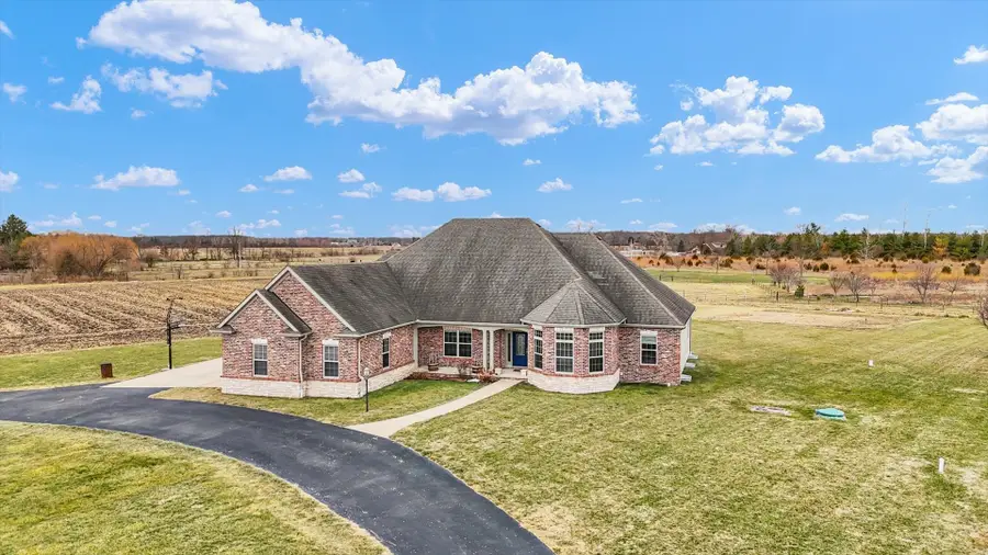2595 County Road 500 E, Mahomet, IL 61853 - #3