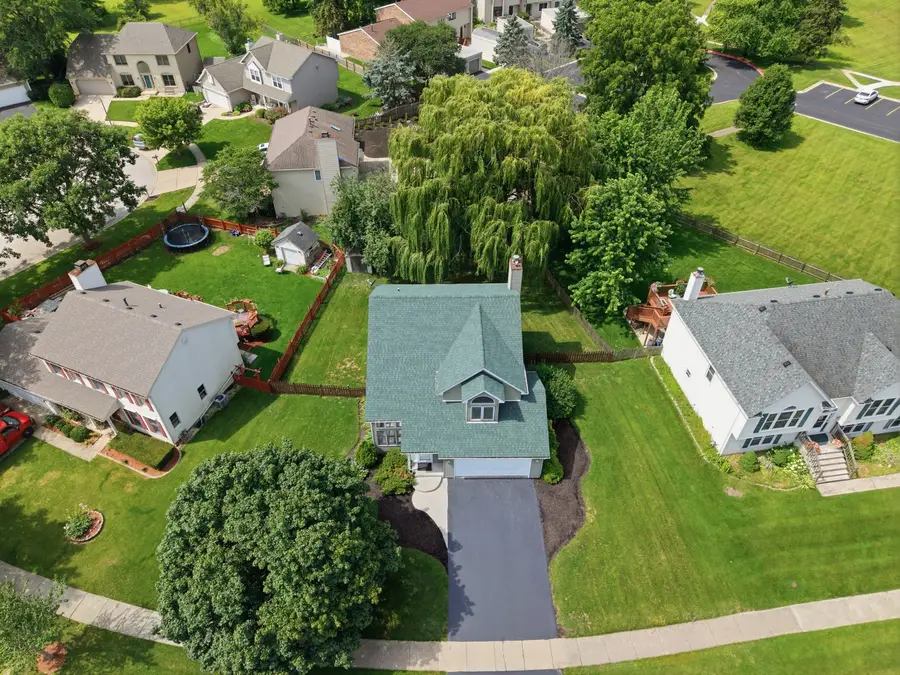 1560 Colorado Avenue, Aurora, IL 60506 - #2