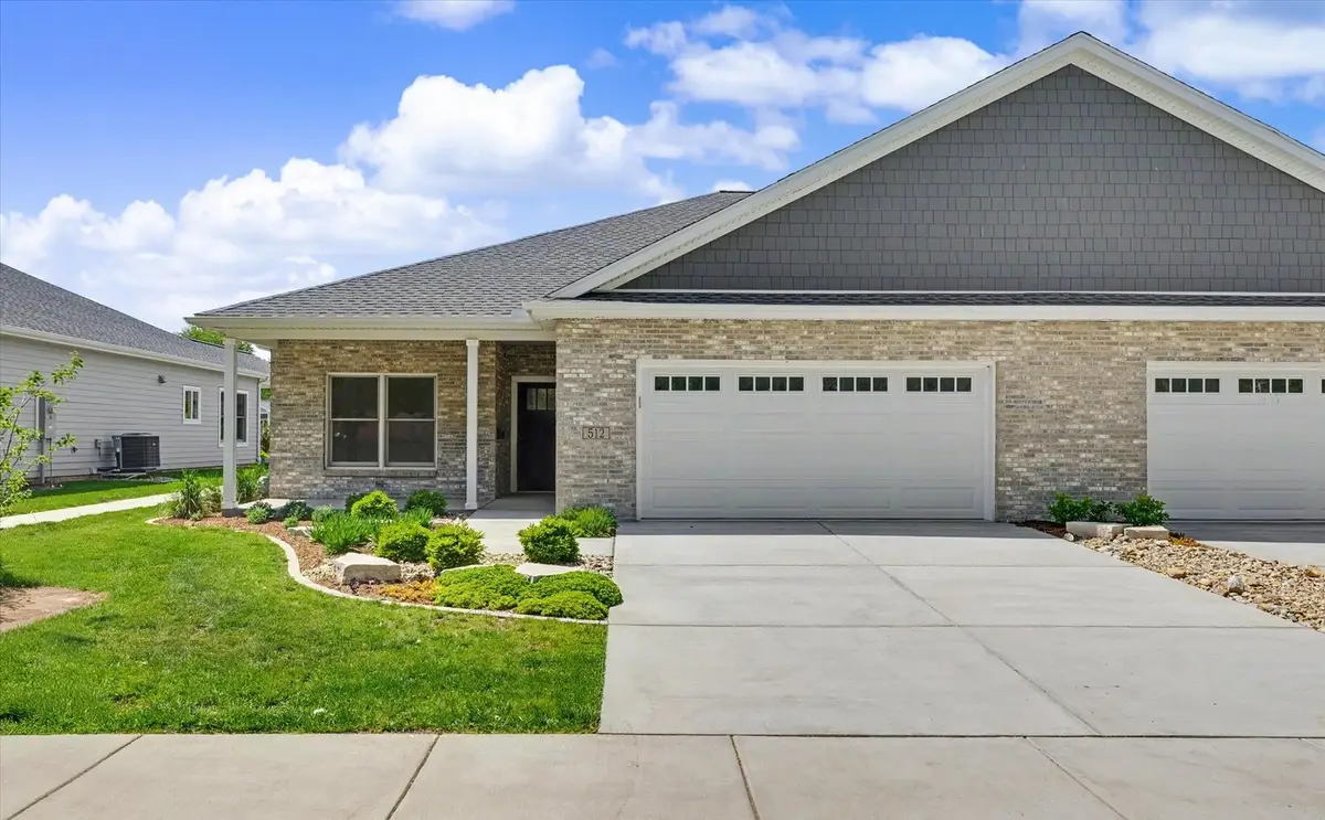 512 S 6th Street, Fairbury, IL 61739 - #1