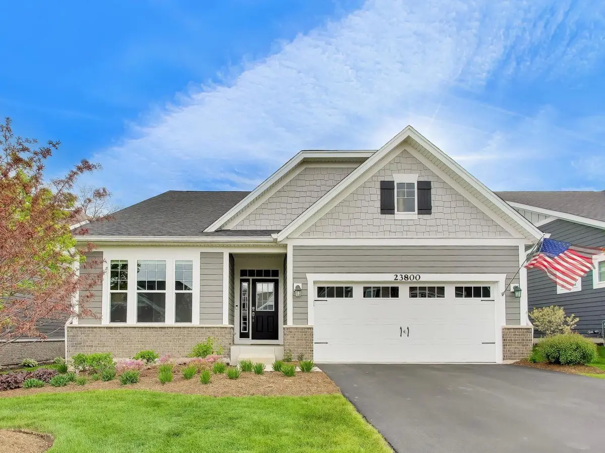 23800 N Muirfield Drive, Kildeer, IL 60047 - #1