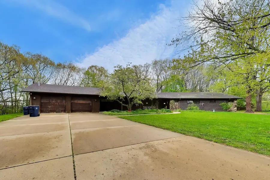 27125 N Williams Park Road, Wauconda, IL 60084 - #2