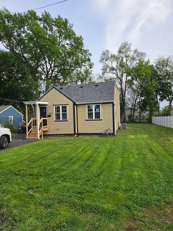 10615 Schubert Avenue, Melrose Park, IL 60164