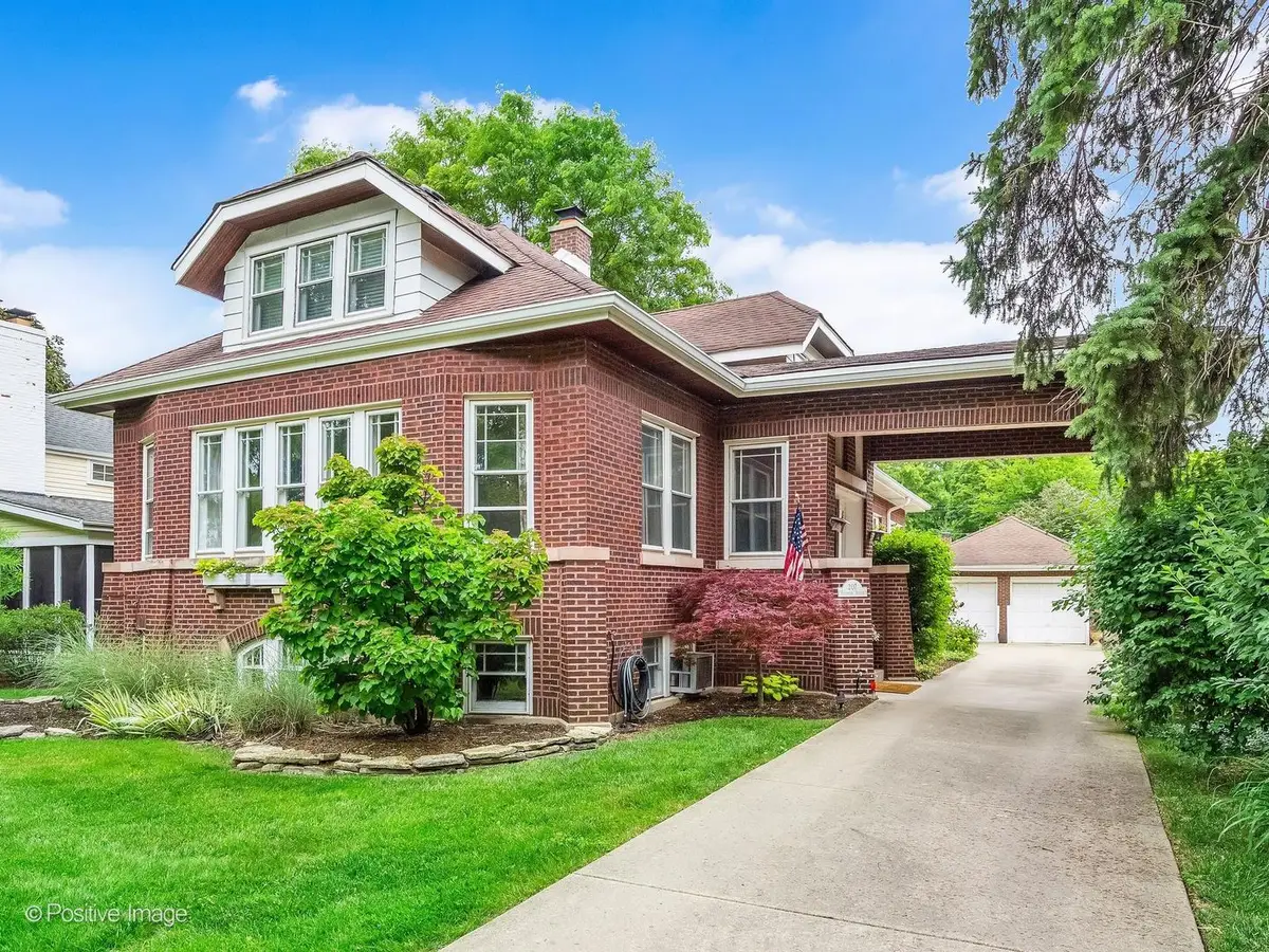 207 S Edgewood Avenue, La Grange, IL 60525 - #1