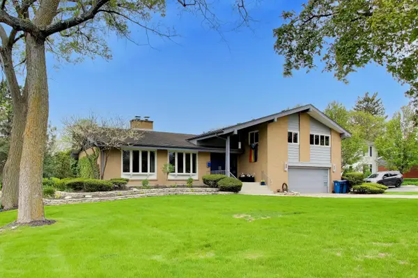 360 S Prospect Avenue, Elmhurst, IL 60126