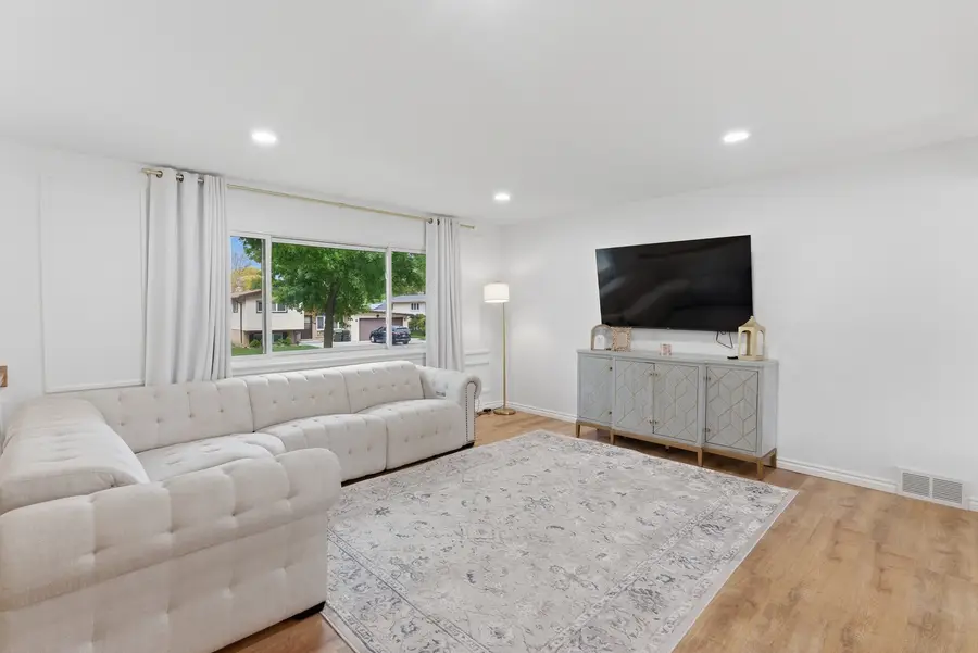 25 N Prindle Avenue, Arlington Heights, IL 60004 - #2