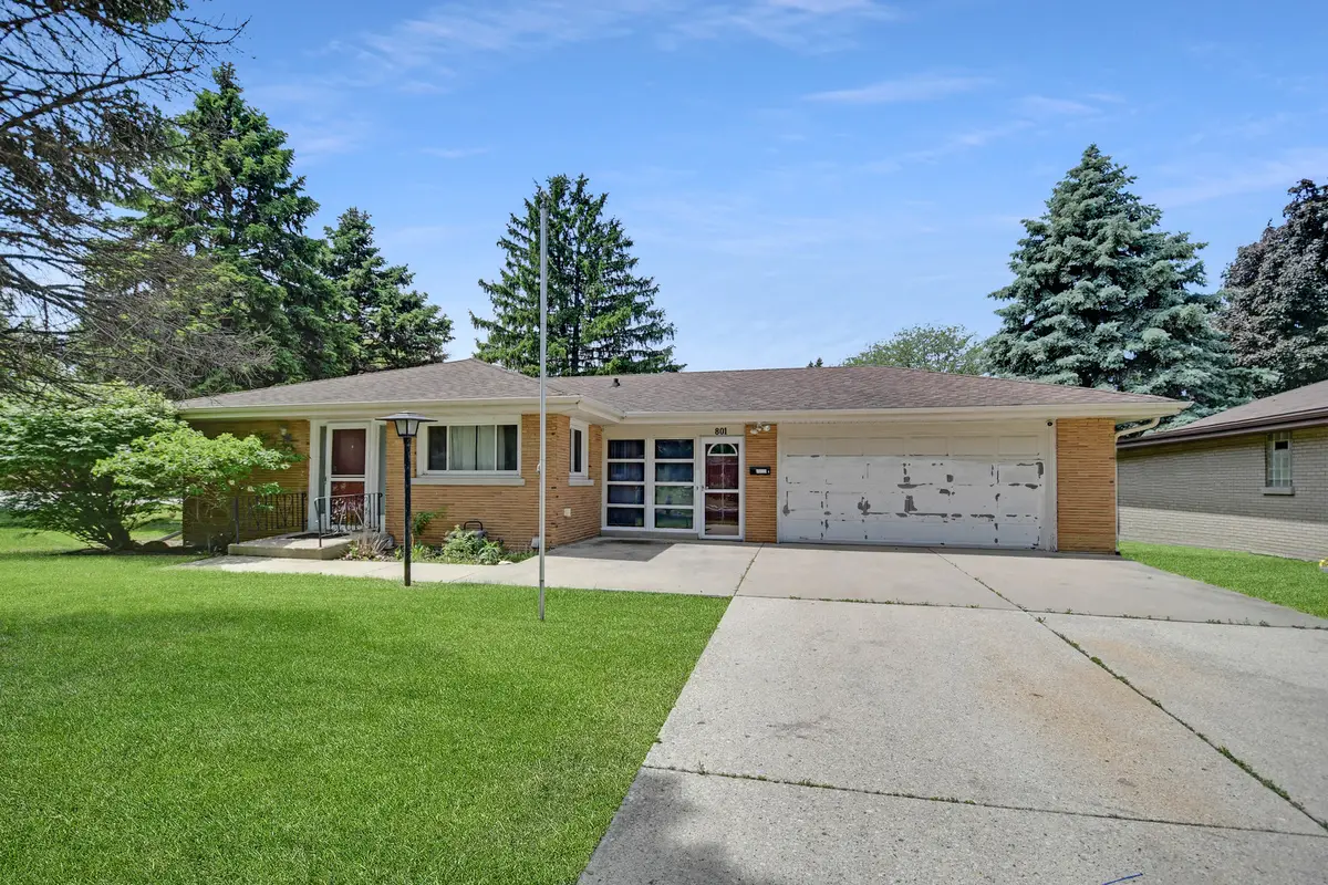 801 N Alann Drive, Joliet, IL 60435 - #1