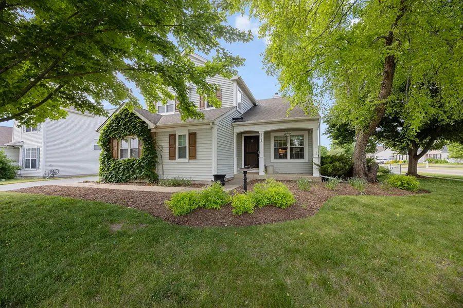 2000 Serenity Lane, Woodstock, IL 60098 - #2