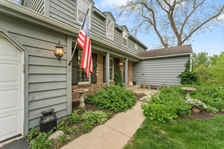 635 Oakview Drive, Algonquin, IL 60102 - #3