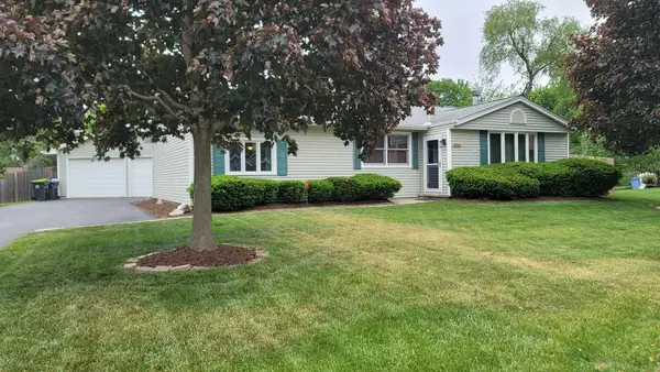 1500 Woodland Drive, Sycamore, IL 60178