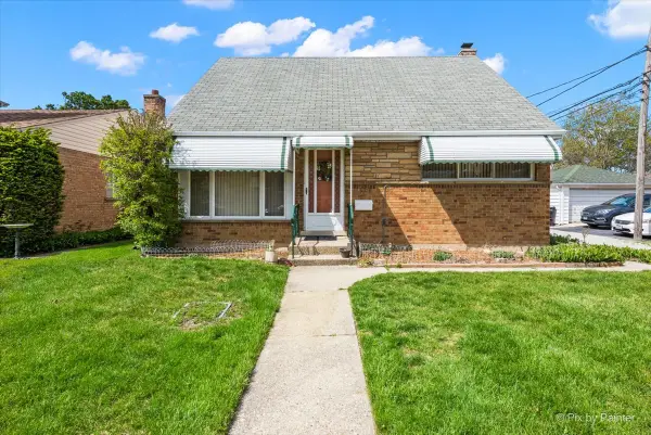 5216 Lee Street, Skokie, IL 60077