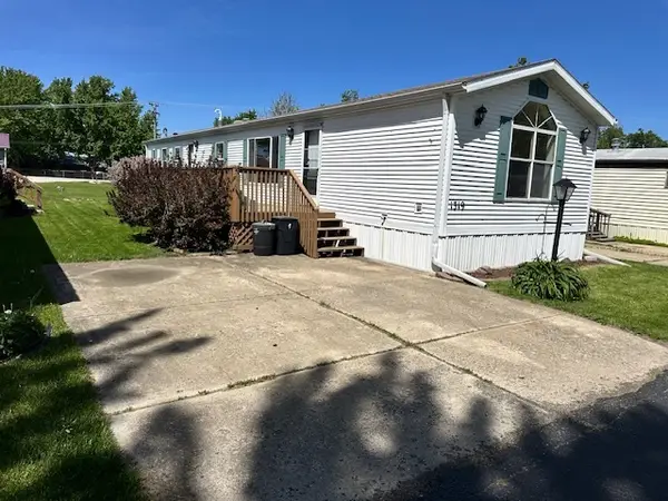1319 Nicole Lane, Sandwich, IL 60548