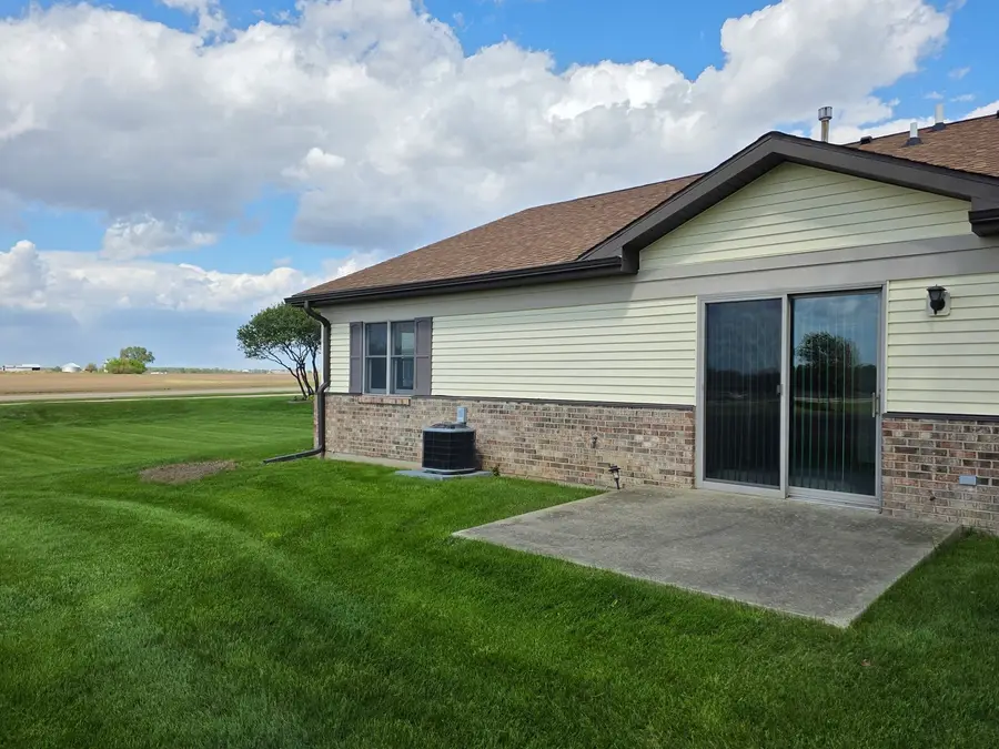 2503 Megan Court #B, Sterling, IL 61081 - #2