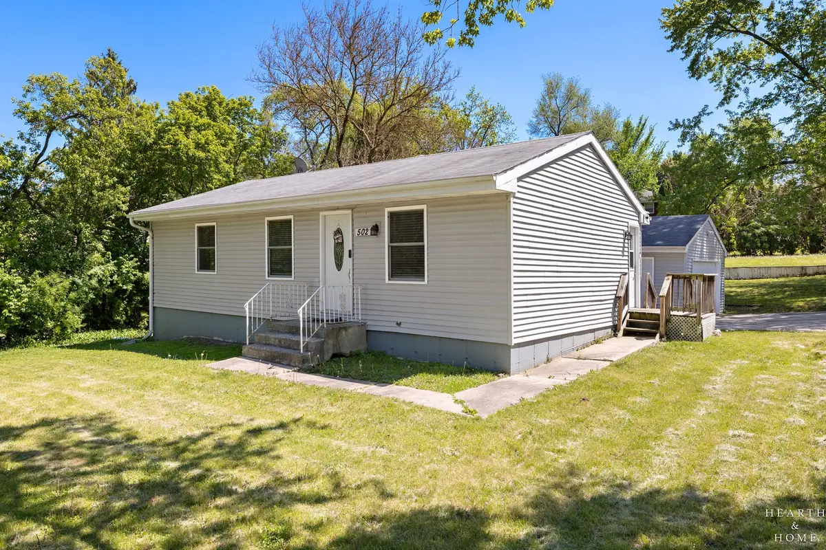 502 E Oak Street, Lake In The Hills, IL 60156 - #1