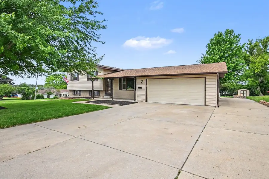 2 Briarcliff Road, Montgomery, IL 60538 - #2