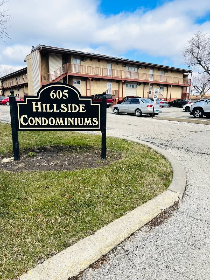 605 N Wolf Road #8E, Hillside, IL 60162 - #1