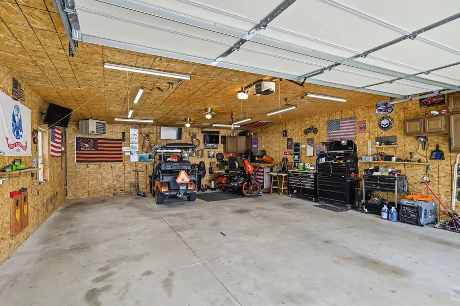 820 S Locust Street, Pontiac, IL 61764 - #2