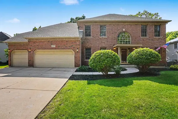 205 Willowwood Drive, Oswego, IL 60543
