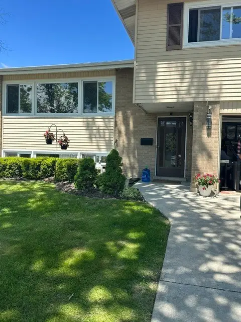 Address Withheld By Seller, Morton Grove, IL 60053 - #3