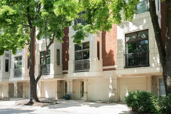 1721 N Bissell Street, Chicago, IL 60614