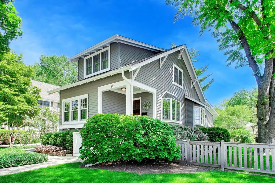 203 N Haddow Avenue, Arlington Heights, IL 60004 - #2