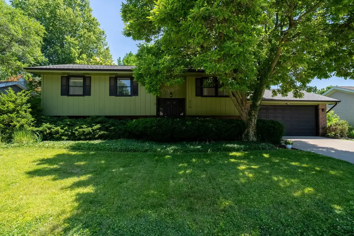 218 Cambridge Drive, Normal, IL 61761 - #1