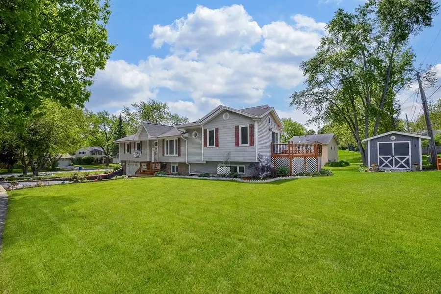 110 Oakwood Lane, Bartlett, IL 60103 - #2