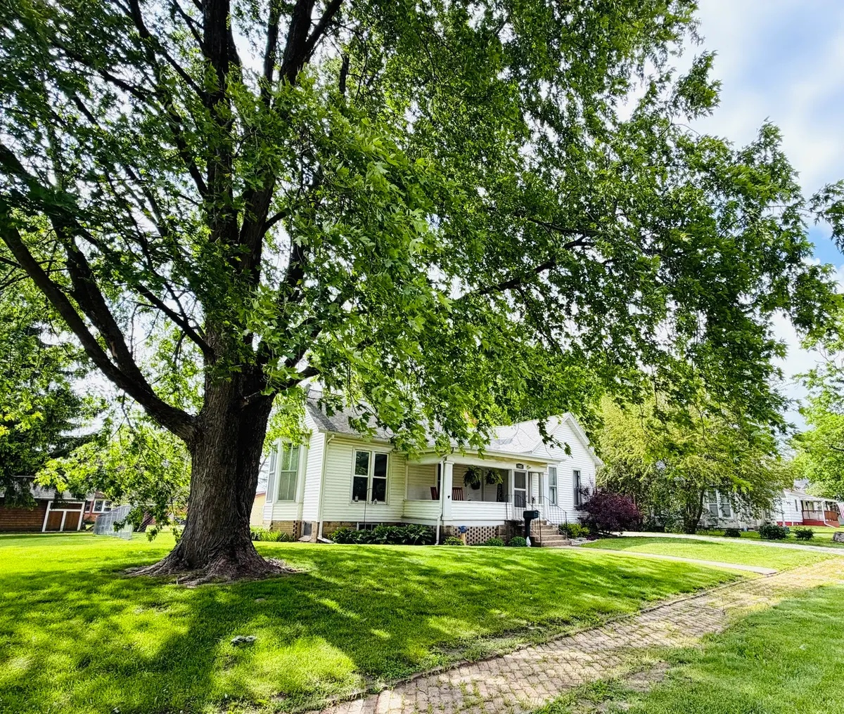 607 N Plum Street, Farmer City, IL 61842 - #1