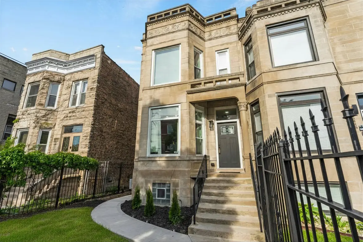 6450 S Greenwood Avenue, Chicago, IL 60637 - #1