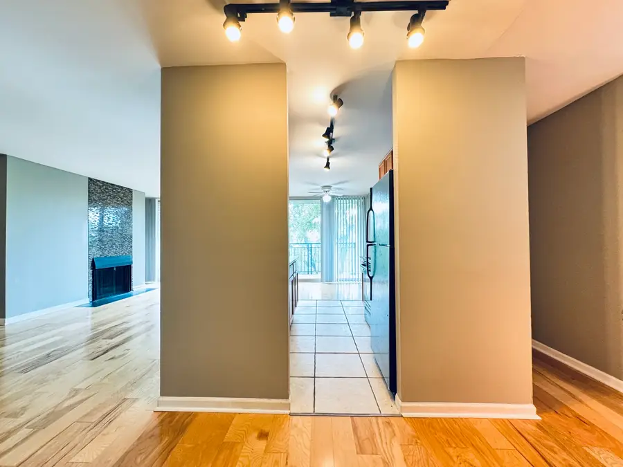5900 Oakwood Drive #4J, Lisle, IL 60532 - #3