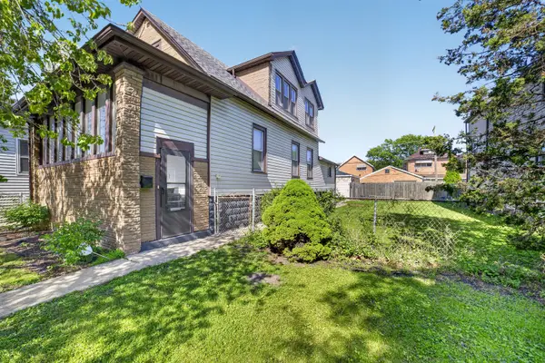 135 N 16th Avenue, Melrose Park, IL 60160