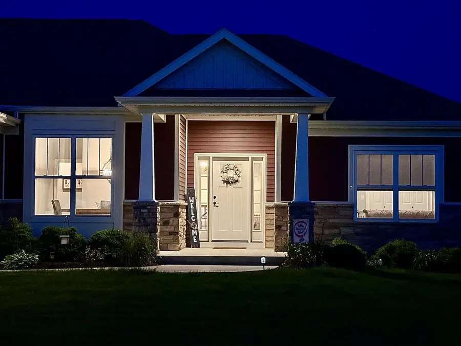 801 Ann Marie Drive, Utica, IL 61373 - #3
