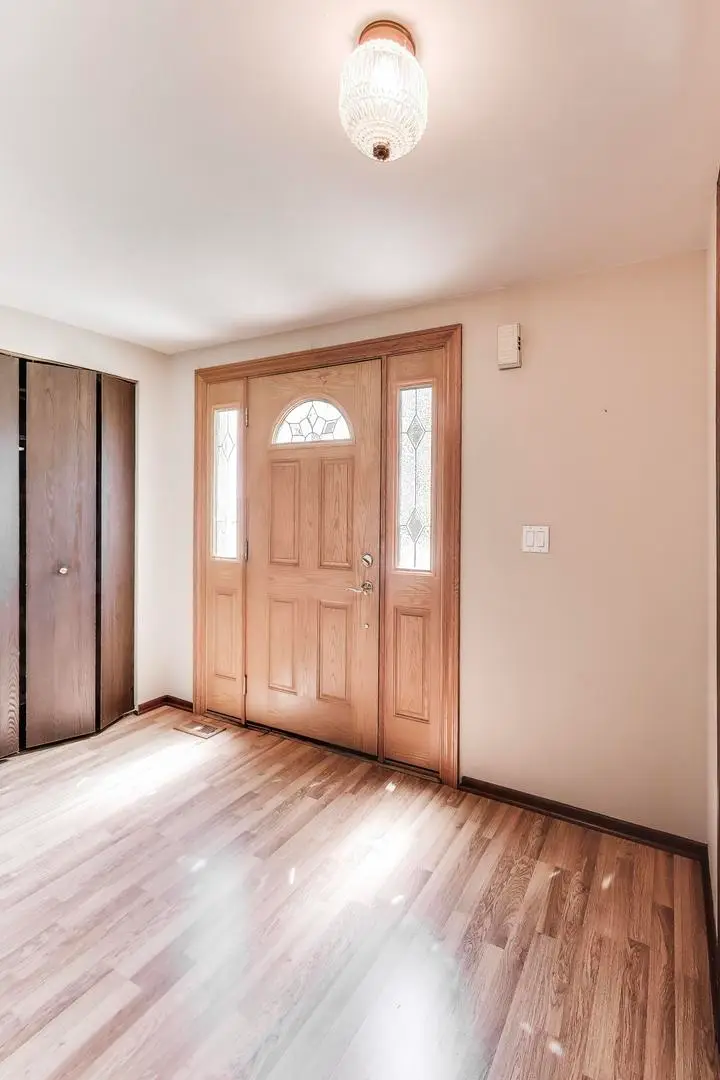 1276 Chatham Lane, Roselle, IL 60172 - #2