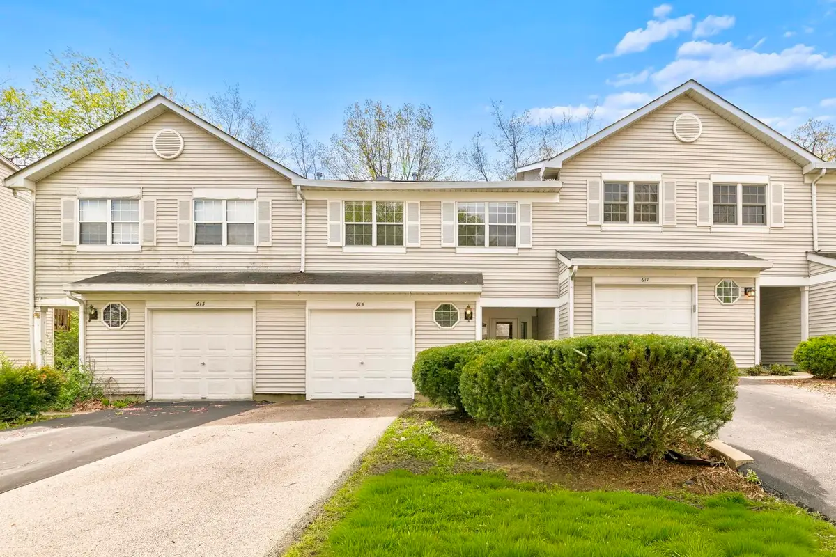 615 Buckskin Lane, Carpentersville, IL 60110 - #1