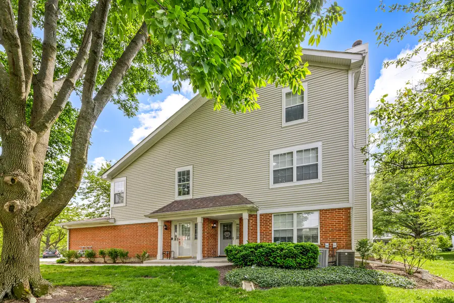 Address Withheld By Seller, Roselle, IL 60172 - #2