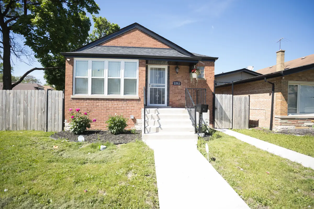 2252 W 71st Street, Chicago, IL 60636 - #1